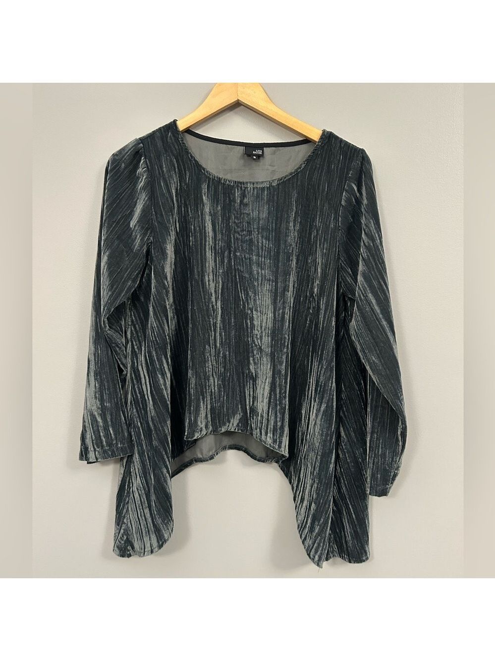 Lisa Bayne Velvet Stylish Dark Gray Women's Blouse Small Oversized Damaged